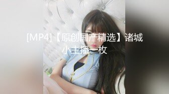 高颜值美少妇两男一女3P啪啪大战 上位骑乘大力猛一个干完再换另一个 很是诱惑喜欢不要错过